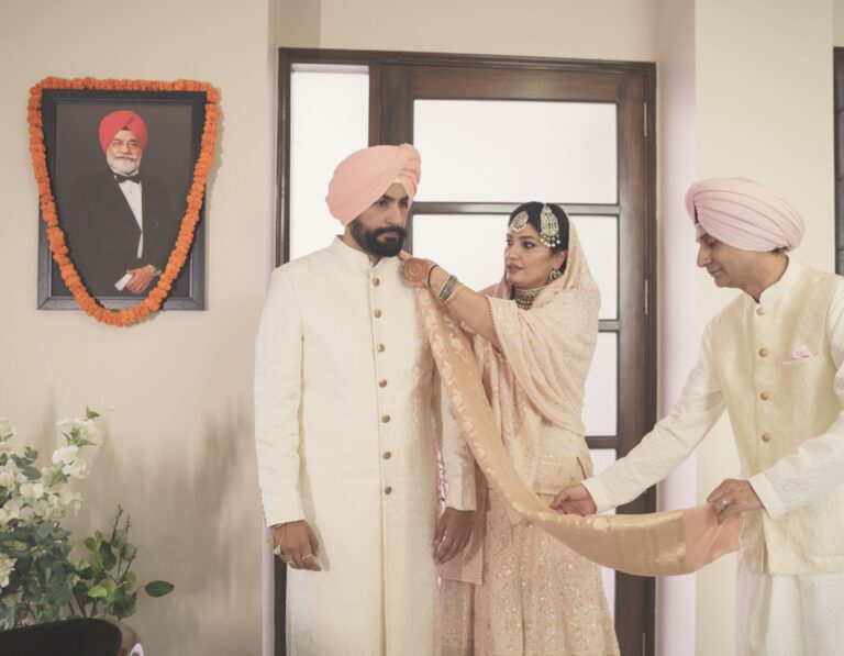 anand-karaj-ceremony-sikh-wedding-chandigarh-08 Anand Karaj ceremony Sargun Kanwar Sikh wedding Gurdwara Chandigarh Couple taking Lavaan Sikh wedding ceremony photography Granthi conducting Anand Karaj Sikh wedding Chandigarh Couple with rumala Sikh wedding ceremony tradition Sacred Sikh wedding ceremony Guru Granth Sahib Chandigarh