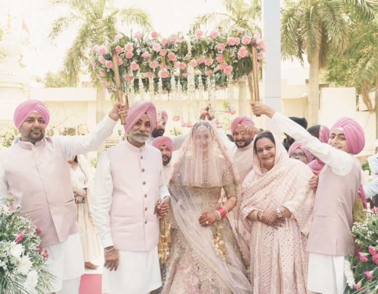 vidai-emotional-moment-sargun-kanwar-04